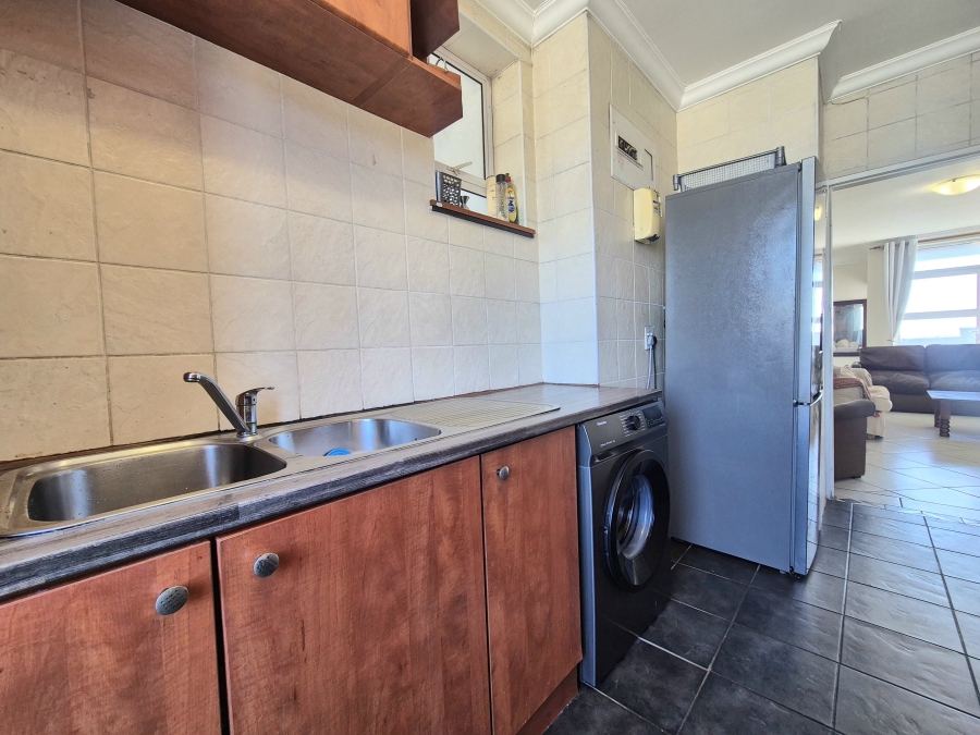 2 Bedroom Property for Sale in Wynberg Western Cape